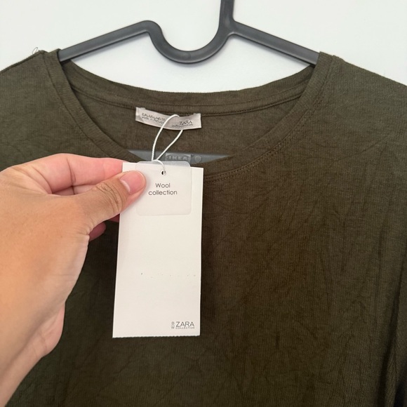 Zara Ribbed Fitted Blouse - Picture 5 of 9